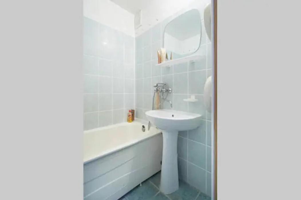Cozy Private Room In A Three Room Apartment Free Parking Feel Like At Home Wilna Exterior foto
